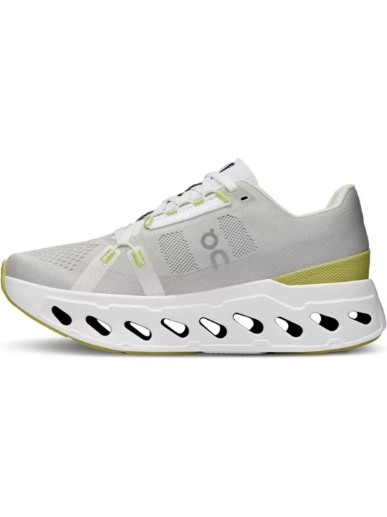 Buty damskie On Running Cloudeclipse białe