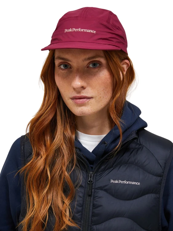 Kamizelka puchowa damska Peak Performance Helium Down black
